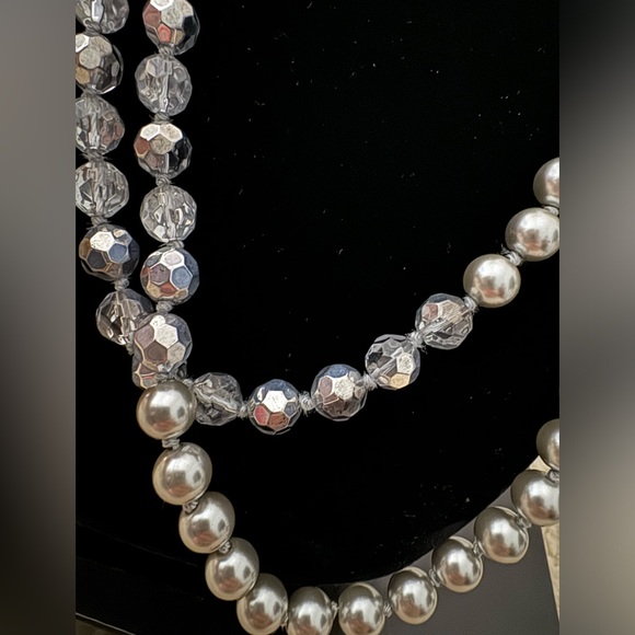 lucy & laurel NWT crystal silver beaded Long Fashion statement necklace - Picture 5 of 5